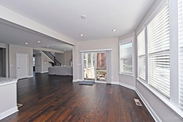 4293 Highland Green Drive, Mason, OH 45040