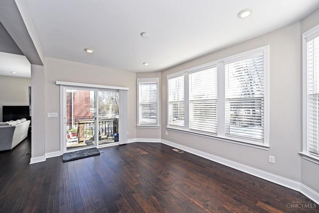 4293 Highland Green Drive, Mason, OH 45040