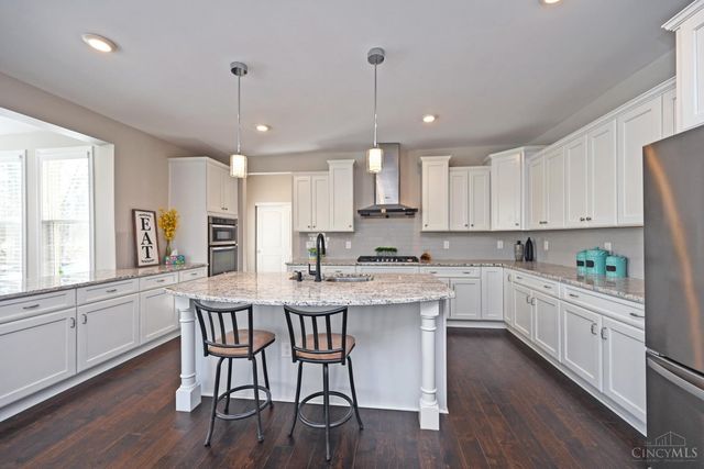 4293 Highland Green Drive, Mason, OH 45040