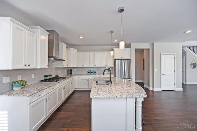 4293 Highland Green Drive, Mason, OH 45040