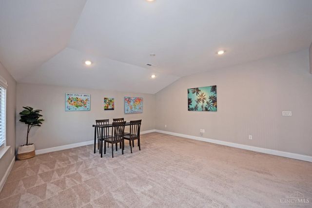 4293 Highland Green Drive, Mason, OH 45040