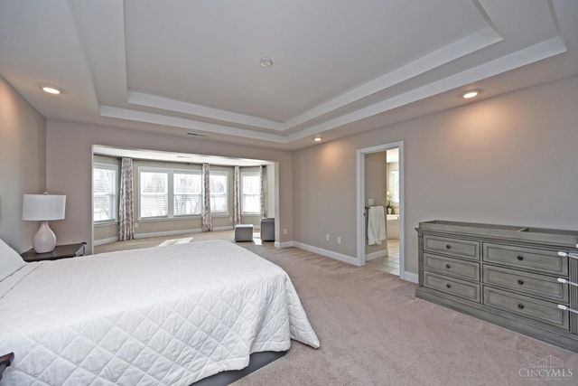 4293 Highland Green Drive, Mason, OH 45040