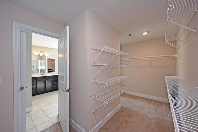 4293 Highland Green Drive, Mason, OH 45040