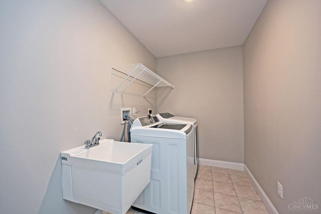 4293 Highland Green Drive, Mason, OH 45040