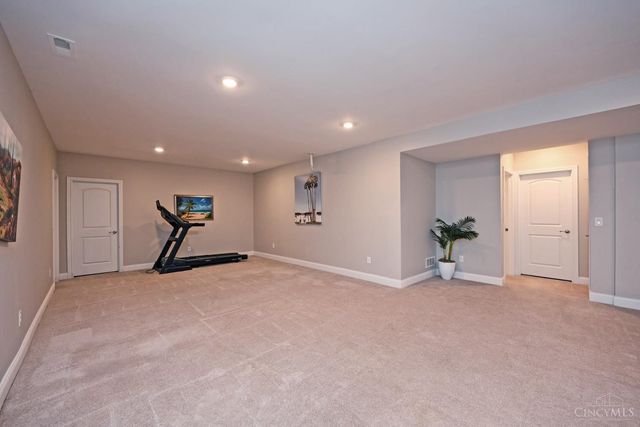 4293 Highland Green Drive, Mason, OH 45040