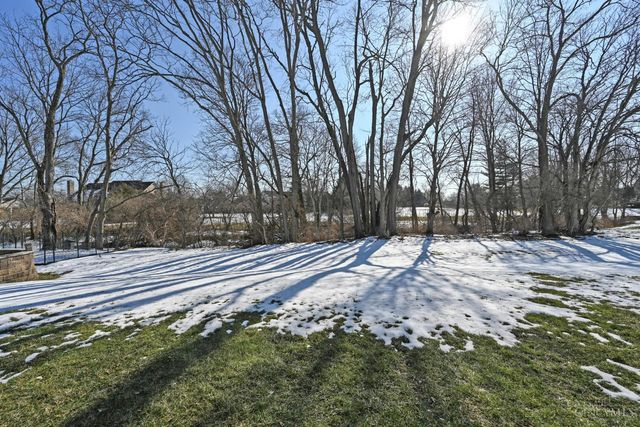 4293 Highland Green Drive, Mason, OH 45040