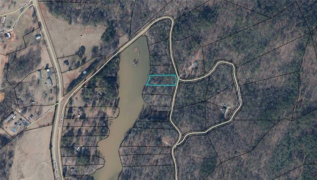 611 The Bear Boulevard, Tamassee, SC 29686