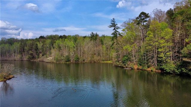 611 The Bear Boulevard, Tamassee, SC 29686
