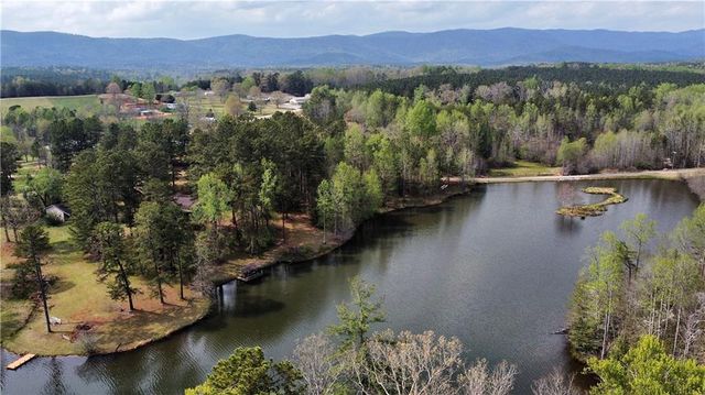 611 The Bear Boulevard, Tamassee, SC 29686