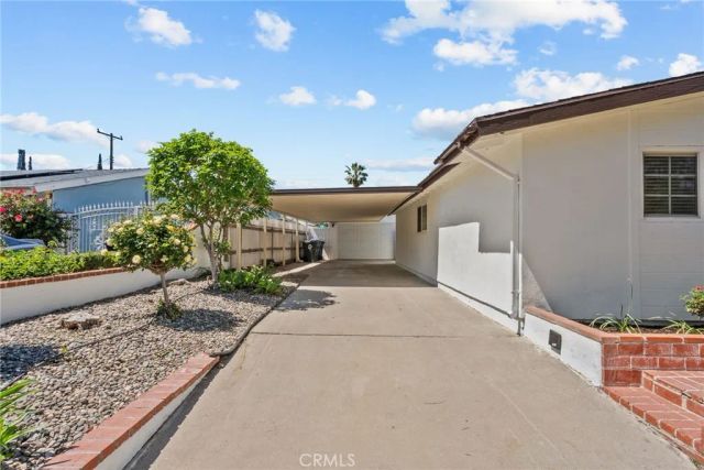 27837 Bakerton, Canyon Country, CA 91351