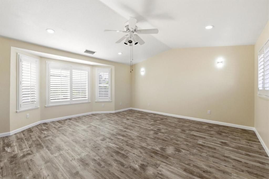 Image 31 of property listing at 7778 Alto Way, Dublin, CA 94568