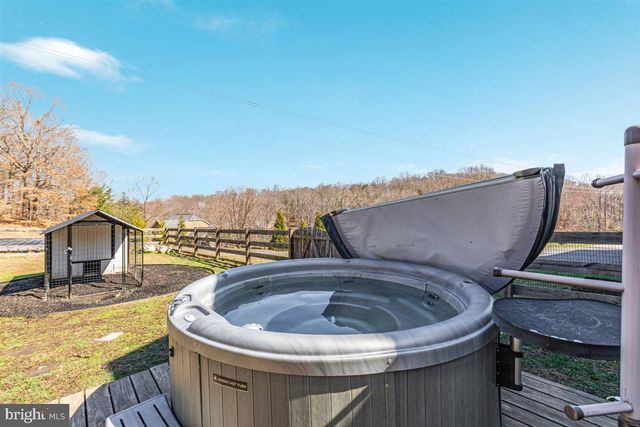 31 FLEETWOOD FARM LANE, Fredericksburg, VA 22405