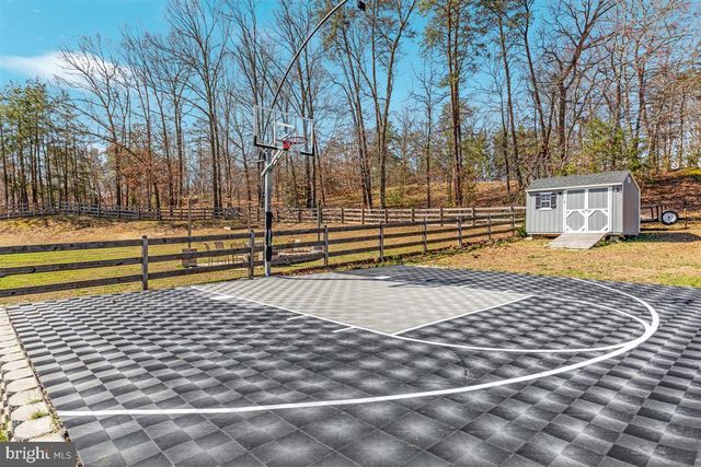 31 FLEETWOOD FARM LANE, Fredericksburg, VA 22405