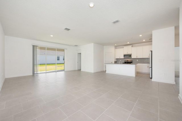 3135 CAMDEN WAY, Davenport, FL 33837