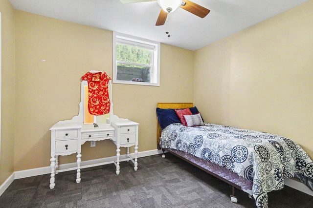 15117 Meadows Drive, Grand Haven, MI 49417