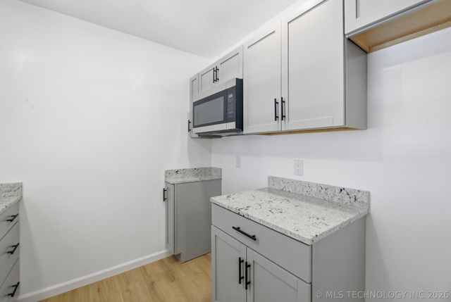 11720 E 20th Street, Tulsa, OK 74128