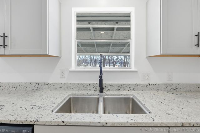 11720 E 20th Street, Tulsa, OK 74128