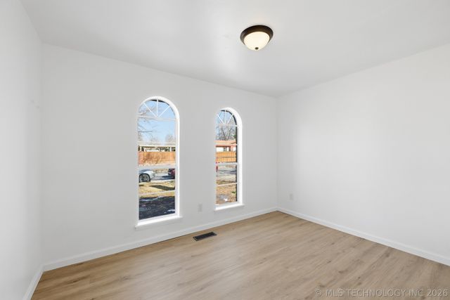 11720 E 20th Street, Tulsa, OK 74128