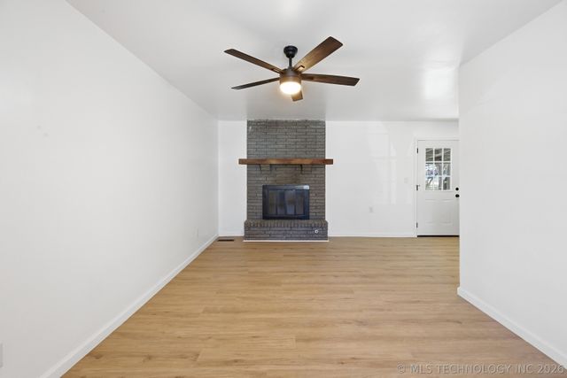 11720 E 20th Street, Tulsa, OK 74128