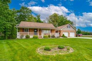 2267 Bellflower Road NE, East Rochester, OH 44625