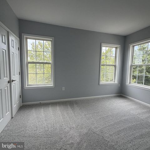 6765 HAMPTON BAY LN, Gainesville, VA 20155