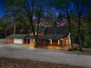 5239 Crestline Dr, Foresthill, CA 95631