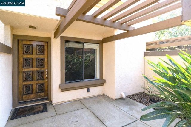 564 Pimlico Ct, Walnut Creek, CA 94597