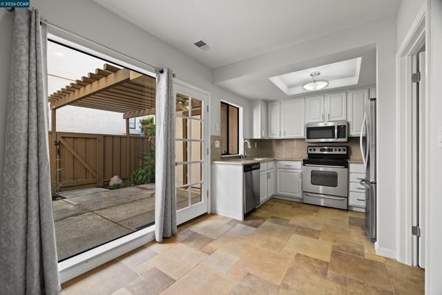 564 Pimlico Ct, Walnut Creek, CA 94597