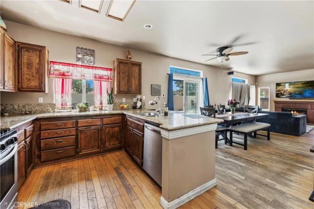 12845 Gifford Way, Victorville, CA 92392