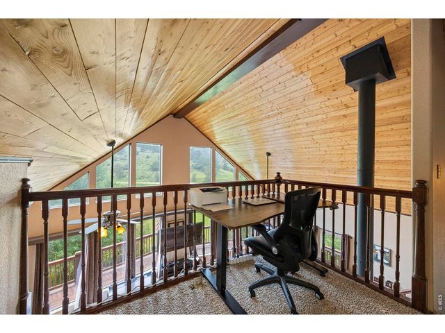 228 Mount Everest Dr, Livermore, CO 80536