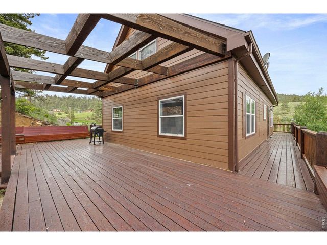 228 Mount Everest Dr, Livermore, CO 80536