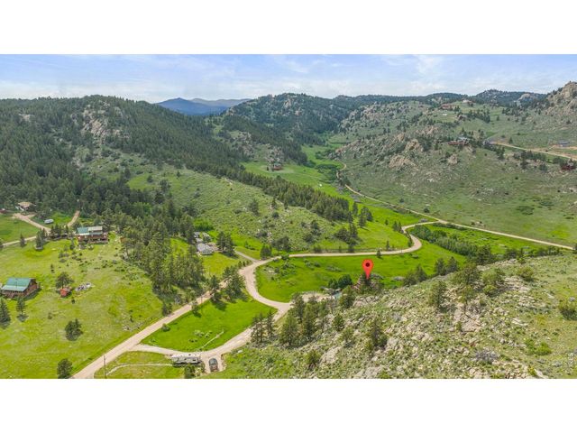 228 Mount Everest Dr, Livermore, CO 80536