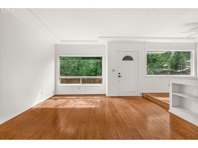 7101 Se 122ND Ave, Portland, OR 97236
