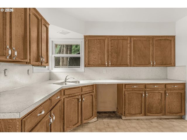 7101 Se 122ND Ave, Portland, OR 97236