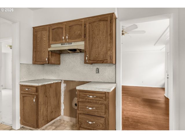7101 Se 122ND Ave, Portland, OR 97236