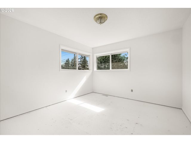 7101 Se 122ND Ave, Portland, OR 97236