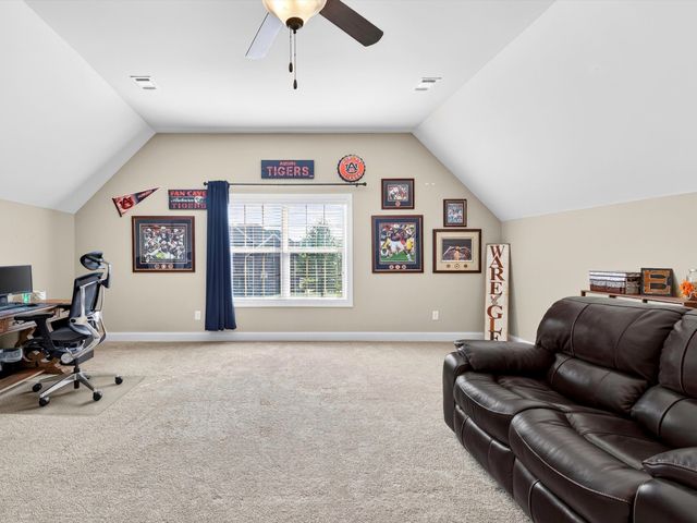 2731 Jasmine St, Lebanon, TN 37087