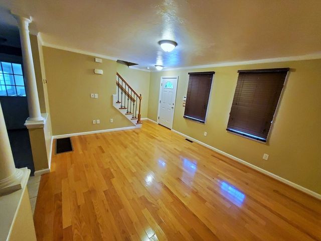 90 Central 002, East Bridgewater, MA 02333