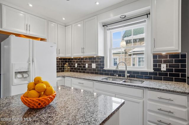 233 N Main Street, Swanton, OH 43558