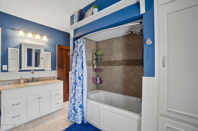 233 N Main Street, Swanton, OH 43558