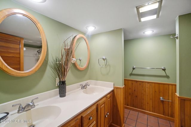 233 N Main Street, Swanton, OH 43558