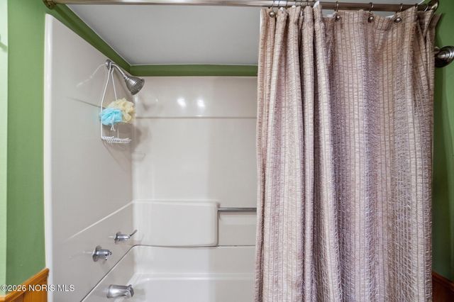 233 N Main Street, Swanton, OH 43558