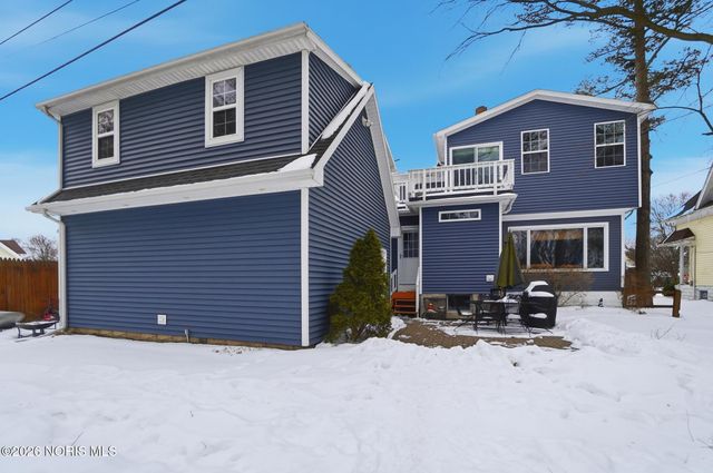 233 N Main Street, Swanton, OH 43558