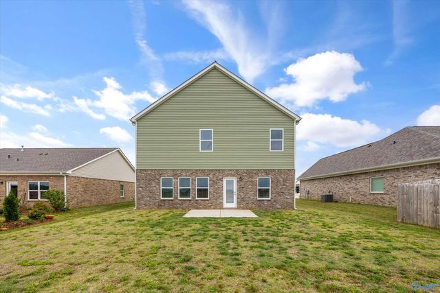 148 Mill Valley Way, New Market, AL 35761