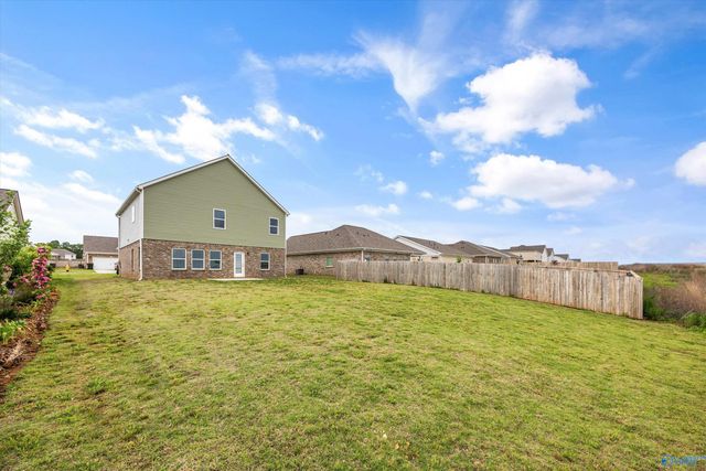 148 Mill Valley Way, New Market, AL 35761