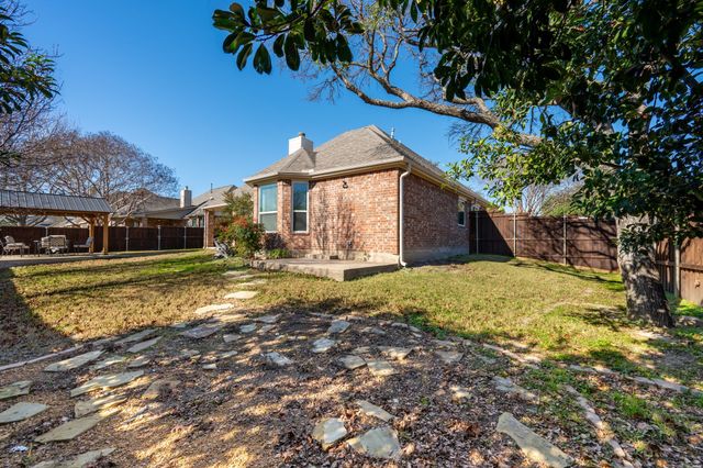 6605 Baycrest Circle, Sachse, TX 75048