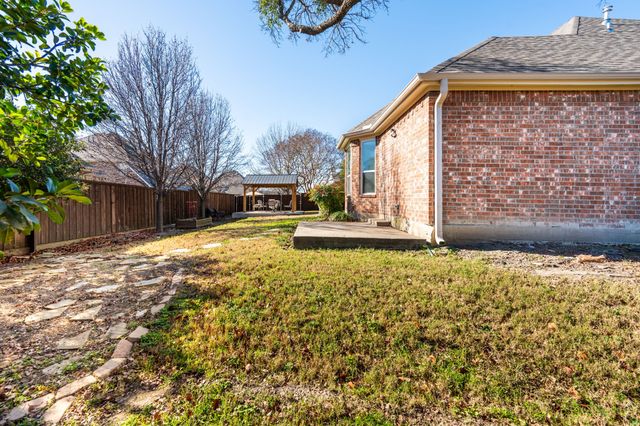 6605 Baycrest Circle, Sachse, TX 75048
