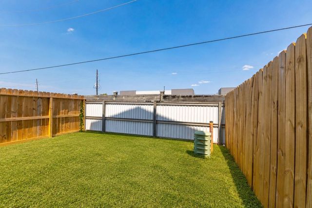 18846 Elegance Avenue, Spring, TX 77379