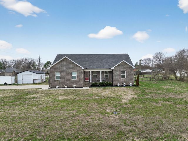 102 Glacier Ct, Portland, TN 37148