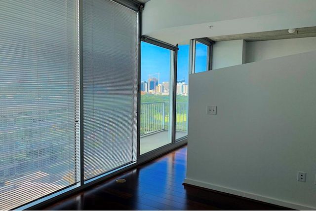 5925 Almeda Road 11508, Houston, TX 77004